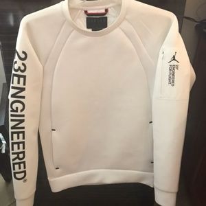 Jordan Lifestyle Flight Tech Shield Crew-Small NWT